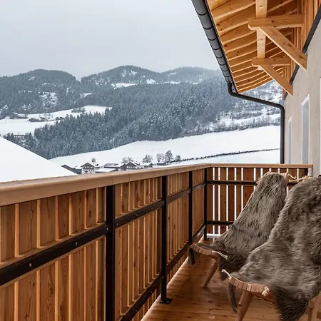 Planerhof Enzian Farm stay Funes (Bolzano)